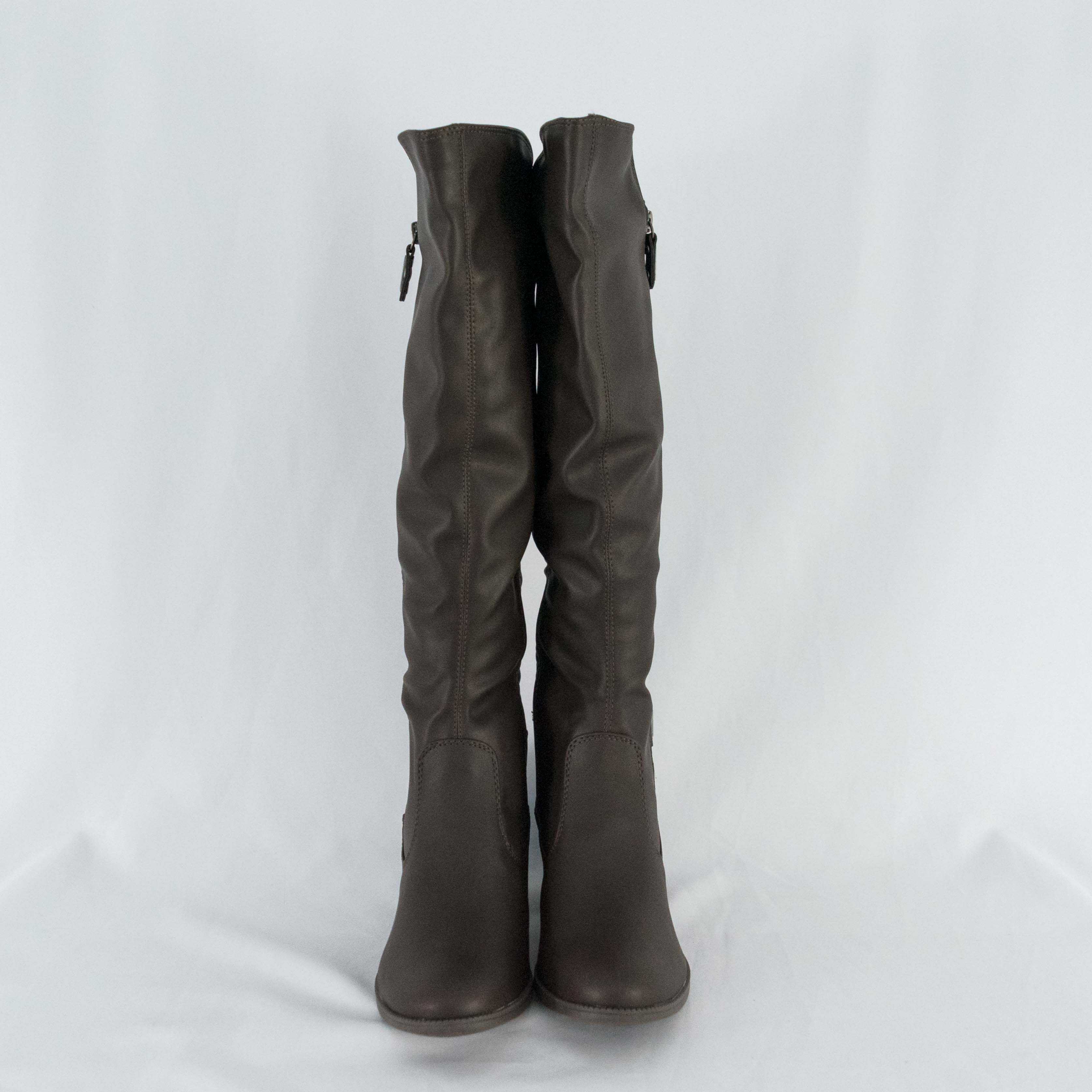 bota dakota garland chocolate
