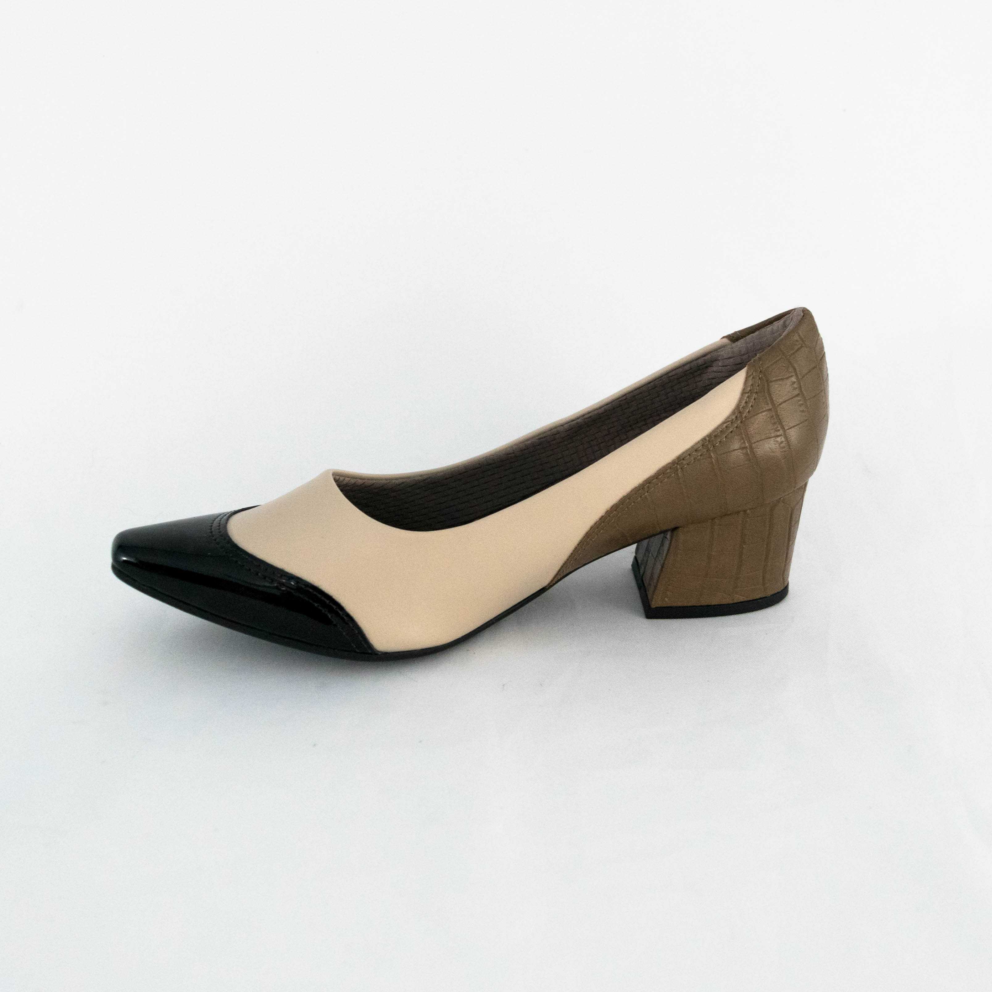 sapato piccadilly nude
