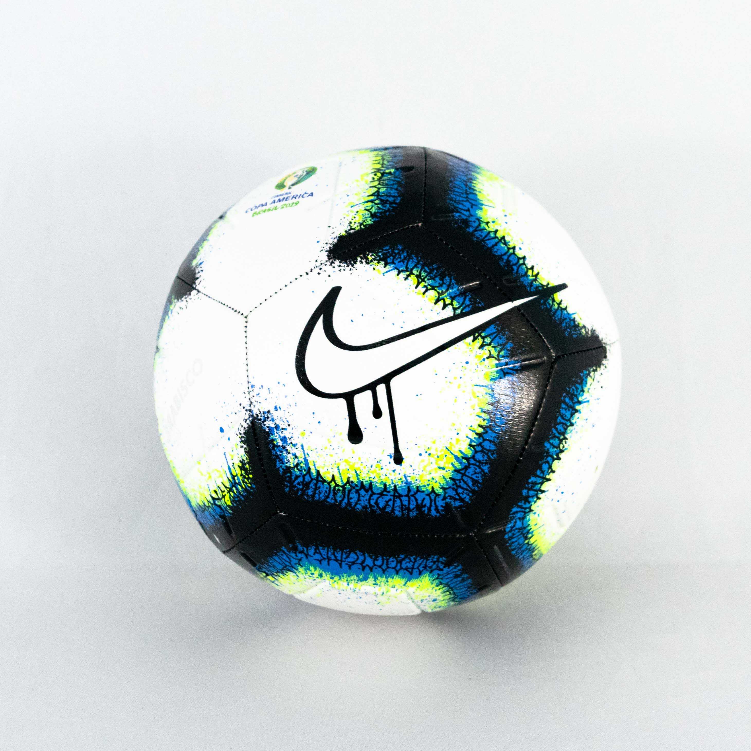 bola nike verde