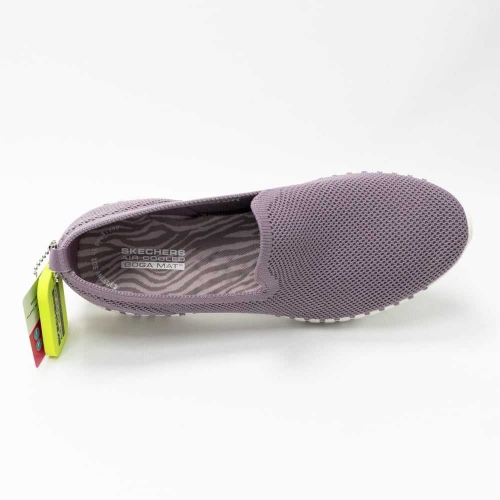 skechers air cooled memory foam stretch fit