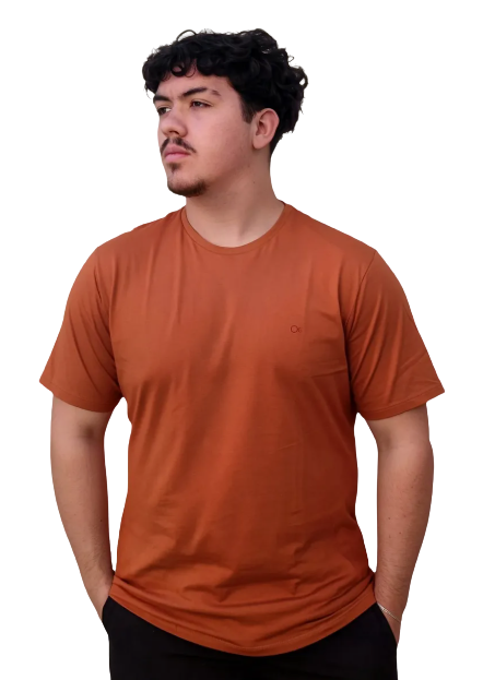Camiseta Ogochi 0064900011 Essencial Slim em Algodão Telha