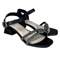 Sandália Molekinha 2347.107 Metal Glamour com Strass Preto