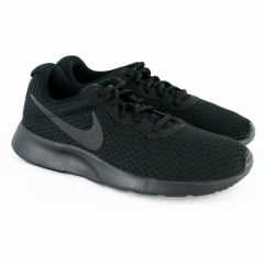 Tênis Nike Tanjun Preto/Preto Comfort Engineered Running 