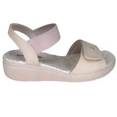 Sandália ComfortFlex 2486403 Velvet com Ajustes Baunilha