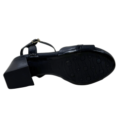 Sandália Pegada 234302-04 Couro Natural Stretch Preto