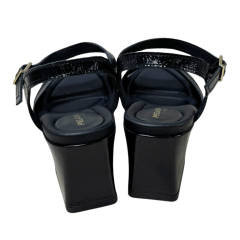 Sandália Pegada 234302-04 Couro Natural Stretch Preto