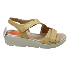 Sandália Usaflex AL4303 Couro Natural com Ajustes Creme