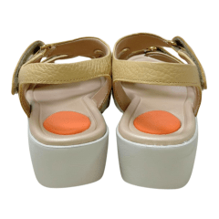 Sandália Usaflex AL4303 Couro Natural com Ajustes Creme