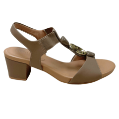 Sandália Usaflex Y8220 Couro Natural Fendi Caramelo