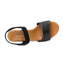 Sandália Usaflex AE3204 couro legítimo com elásticos