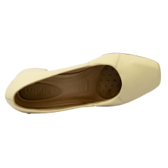 Sapato Usaflex AC2526007 Couro Natural com proteção para Joanete Vanilla Off Nude