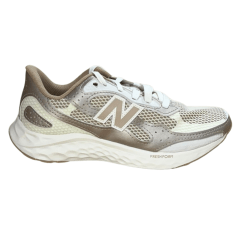 Tênis New Balance Arishi V4 Fresh Foam Off White