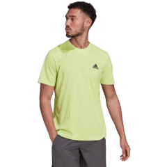 Camiseta Adidas HF7218 Design 4 Move T-Shirt Verde Claro