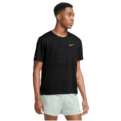 Camiseta Nike CU5992-010 Miler Dri-Fit Preto